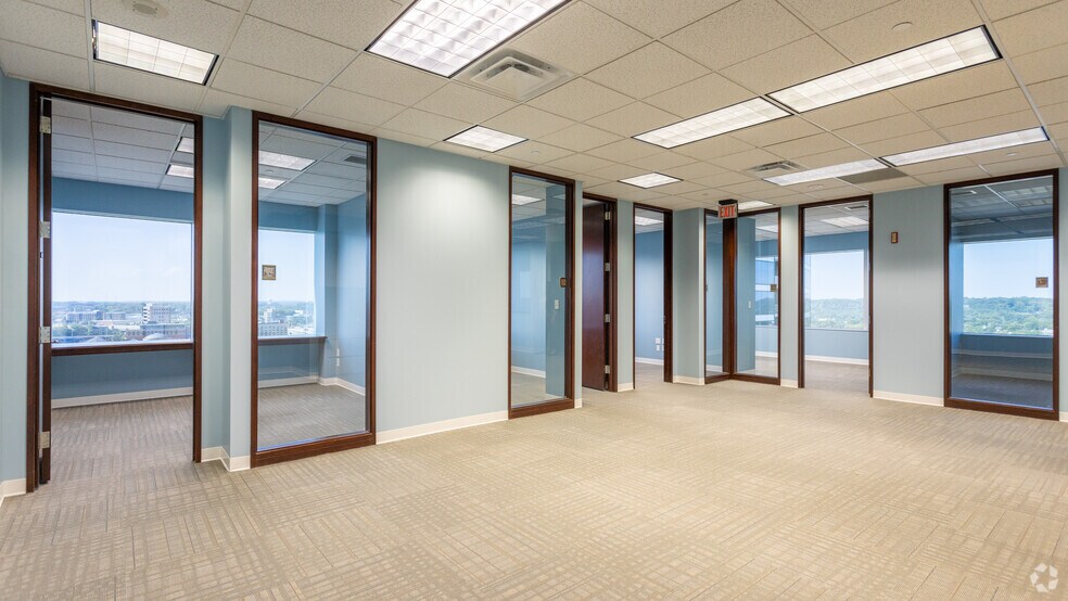 More Photos Of 333 Bridge St NW, Grand Rapids Office For Lease