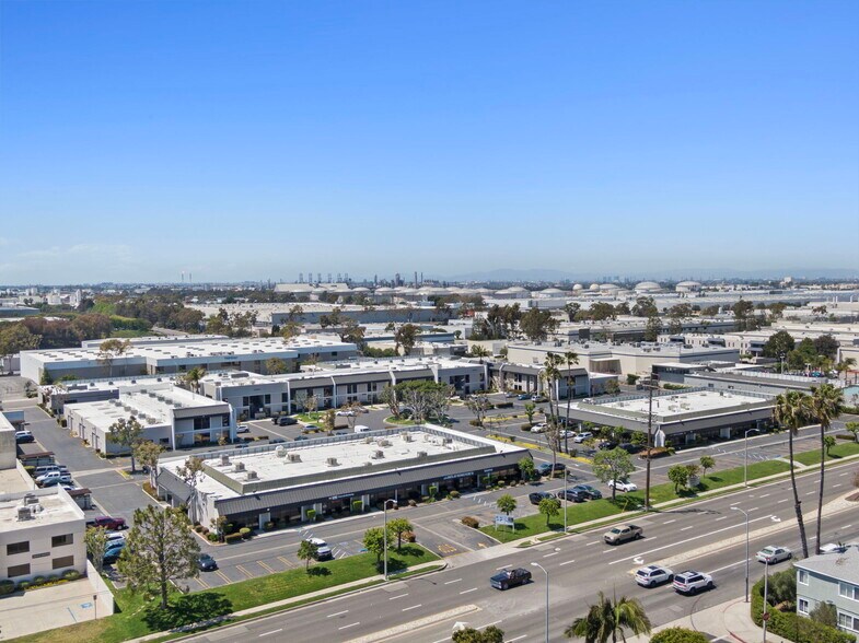 More Photos Of 20725 S Western Ave, Torrance Light Manufacturing For Lease