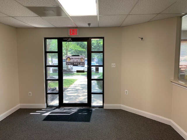 More Photos Of 6 Industrial Park, Waldorf Medical For Lease