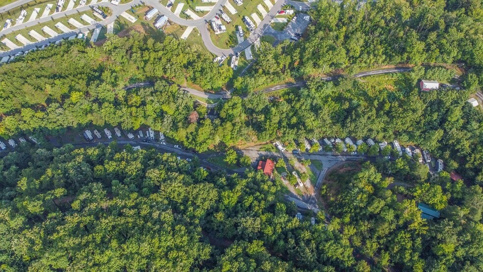 More Photos Of 251 Spring Valley Rd, Pigeon Forge Trailer Camper Park For Sale