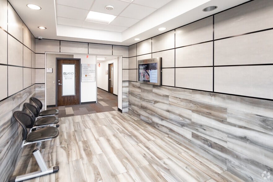 More Photos Of 30 Hempstead Ave, Rockville Centre Coworking Space