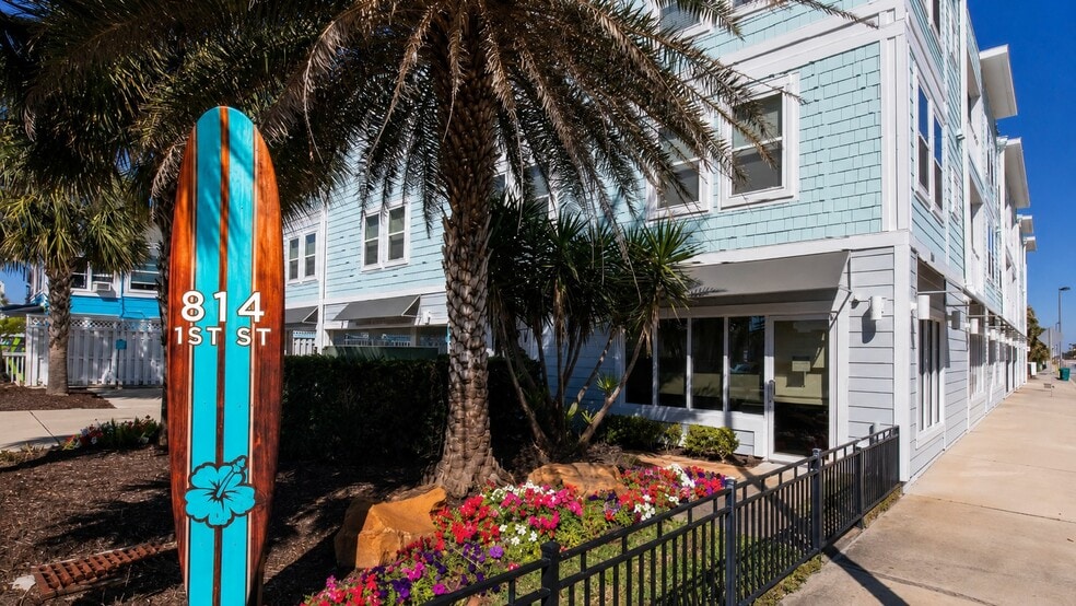 Primary Photo Of 814 1st St, Jacksonville Beach Office For Lease