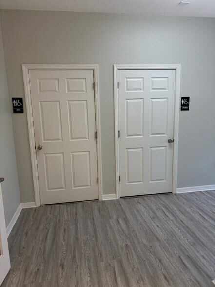 More Photos Of 1531 Rio De Janeiro Ave, Punta Gorda Storefront Retail Office For Lease
