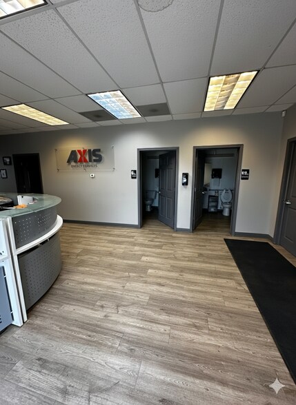 More Photos Of 14031 Bennett Loop, Williston Warehouse For Lease