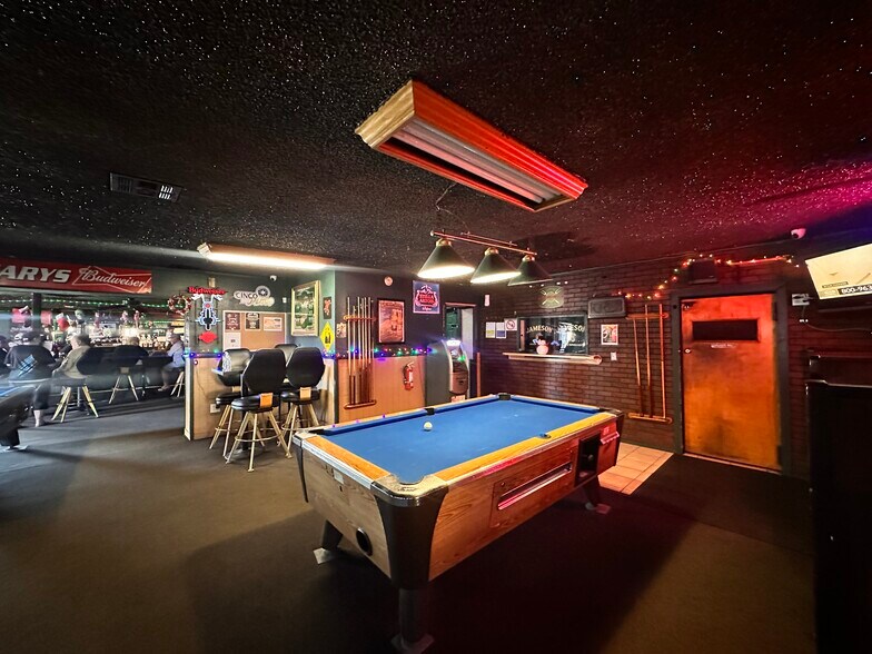 More Photos Of 1063 Hwy 95, Bullhead City Bar For Sale