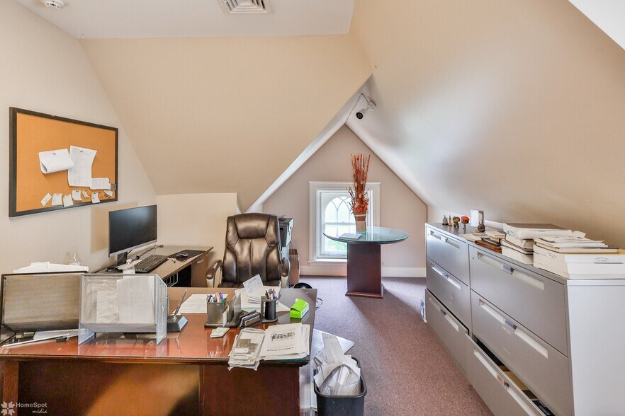 More Photos Of 1248 W Hamilton St, Allentown Office For Sale