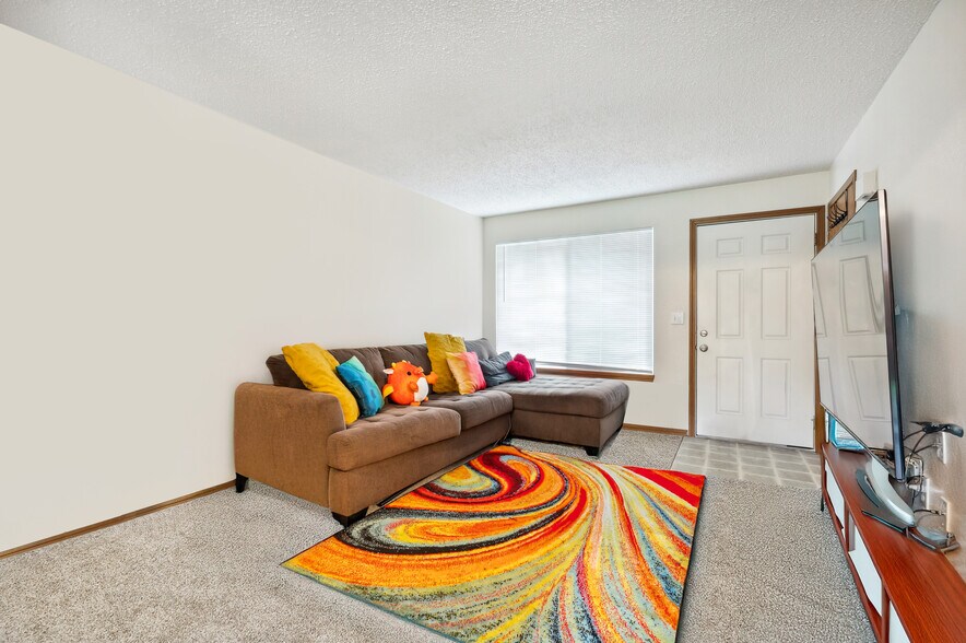 More Photos Of 1213 Cora St SE, Lacey Apartments For Sale