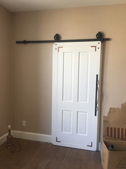 More Photos Of 541-549 Pine St, Burlington Storefront Retail Residential For Sale