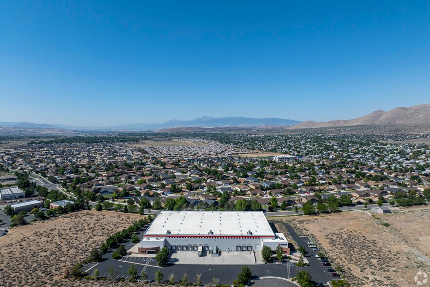 More Photos Of 150 Circuit Ct, Sparks Distribution For Lease