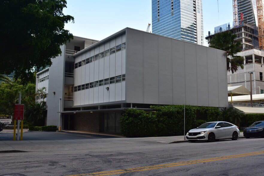 More Photos Of 1333 S Miami Ave, Miami Medical For Lease