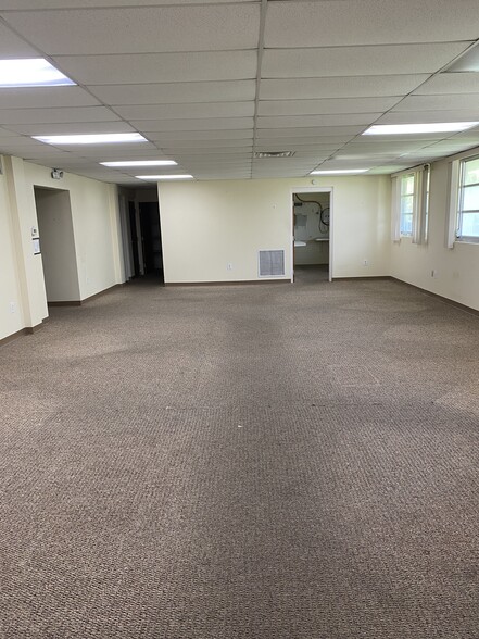 More Photos Of 221 Fentress Blvd, Daytona Beach Unknown For Lease