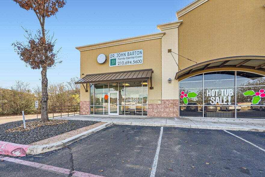 More Photos Of 8202 N Loop 1604 W, San Antonio General Retail For Sale