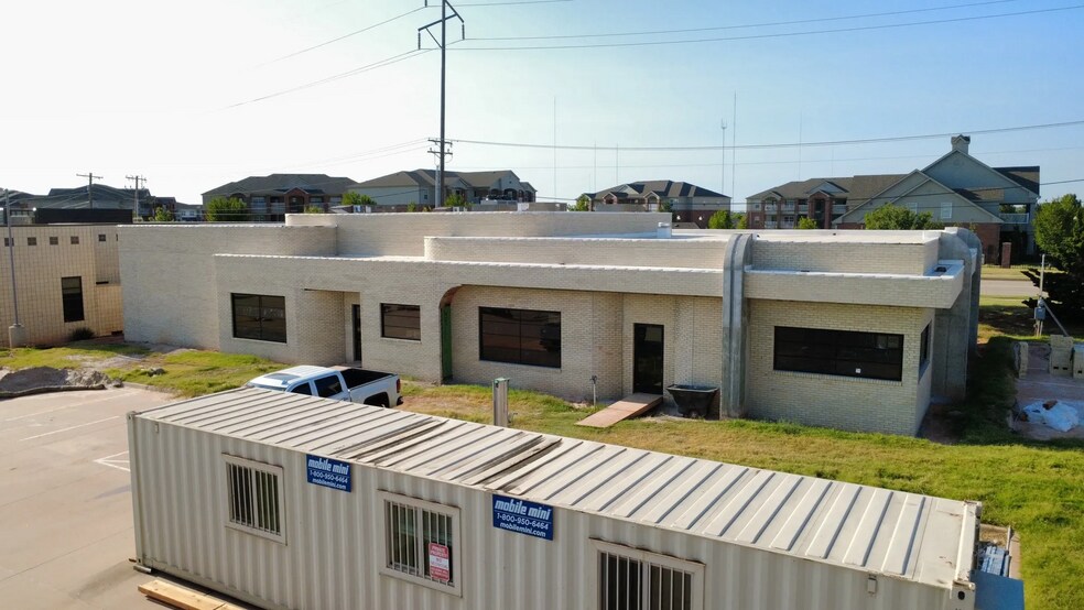 More Photos Of 12312 Market Dr, Oklahoma City Medical For Lease