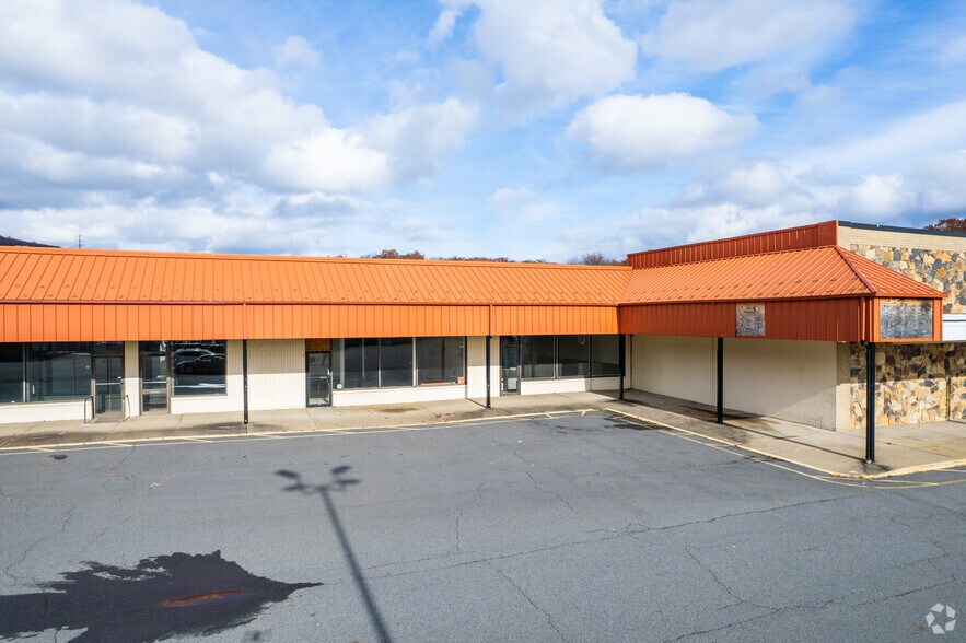 More Photos Of 840 Scranton Carbondale Hwy, Eynon Unknown For Lease