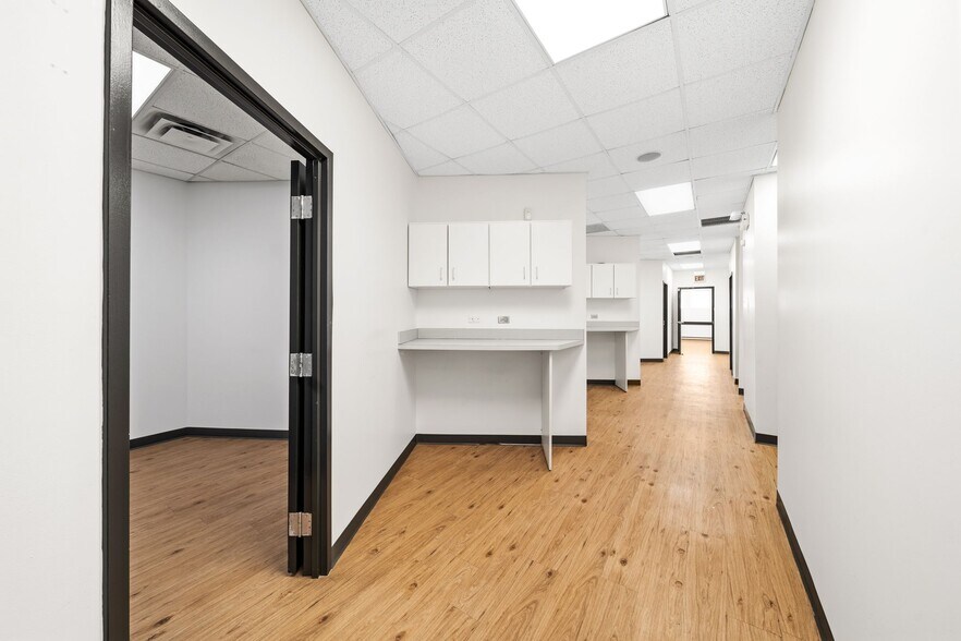 More Photos Of 6059 S Ashland Ave, Chicago Freestanding For Lease