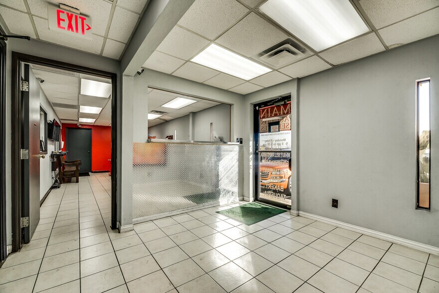 1714 W Main St, Grand Prairie, TX 75050 Industrial For Lease