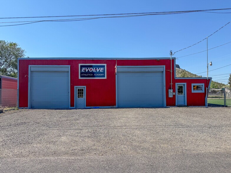 Primary Photo Of 1730 SE Melrose Dr, Prineville Industrial For Sale