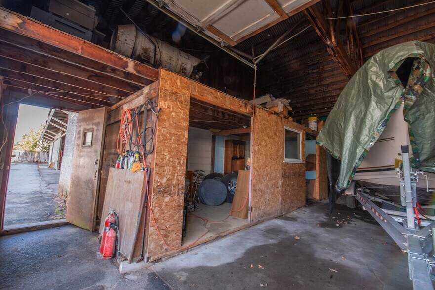 More Photos Of 105 Hand ave, Elizabethtown Industrial For Sale