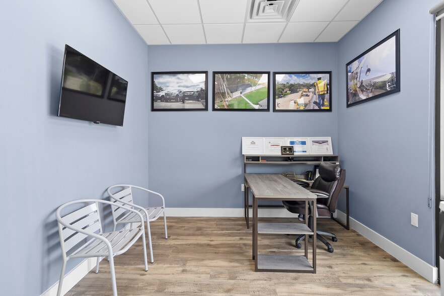 More Photos Of 28809 Hardin Store Rd, Magnolia Office For Lease