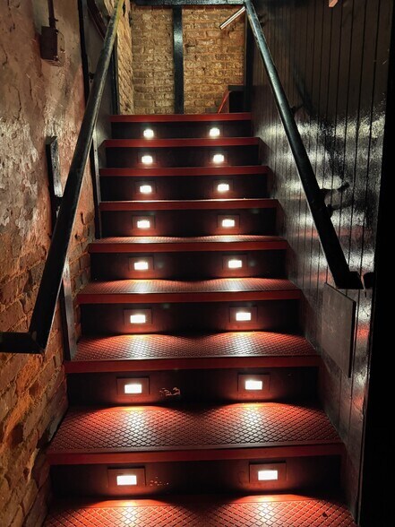 More Photos Of 37 E Main St, Buford Storefront Retail Office For Sale