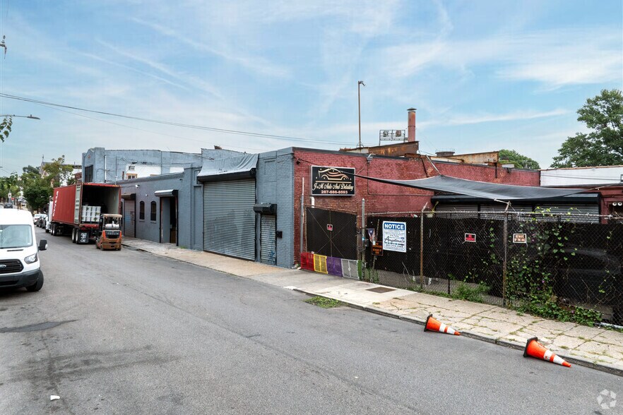 More Photos Of 4301-4329 Paul St, Philadelphia Warehouse For Lease
