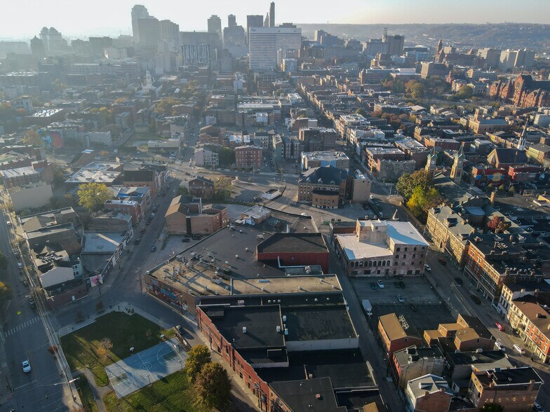 More Photos Of 1612-1616 Moore St, Cincinnati Manufacturing For Sale