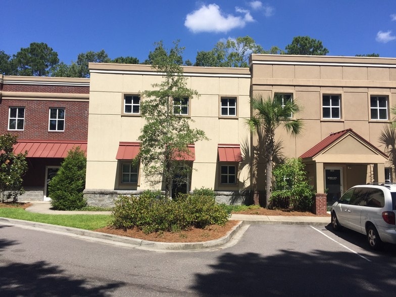 More Photos Of 2612 Larch Ln, Mount Pleasant Flex For Lease