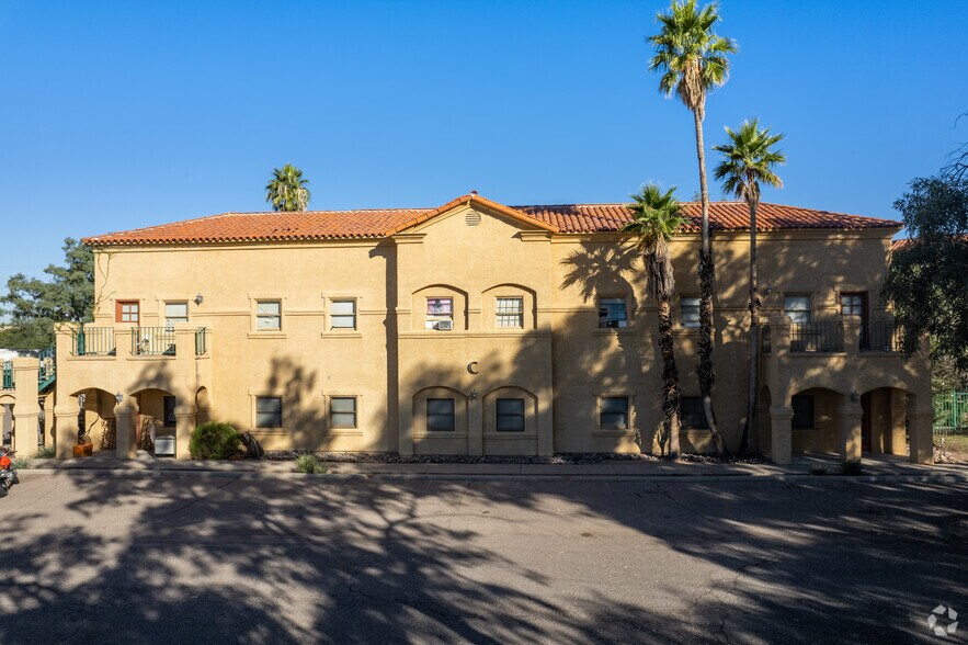 More Photos Of 326 S Wilmot Rd, Tucson Medical For Lease