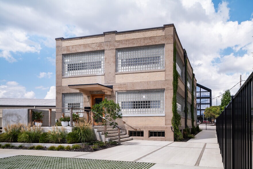 More Photos Of 1219 4th Ave S, Nashville Office For Lease