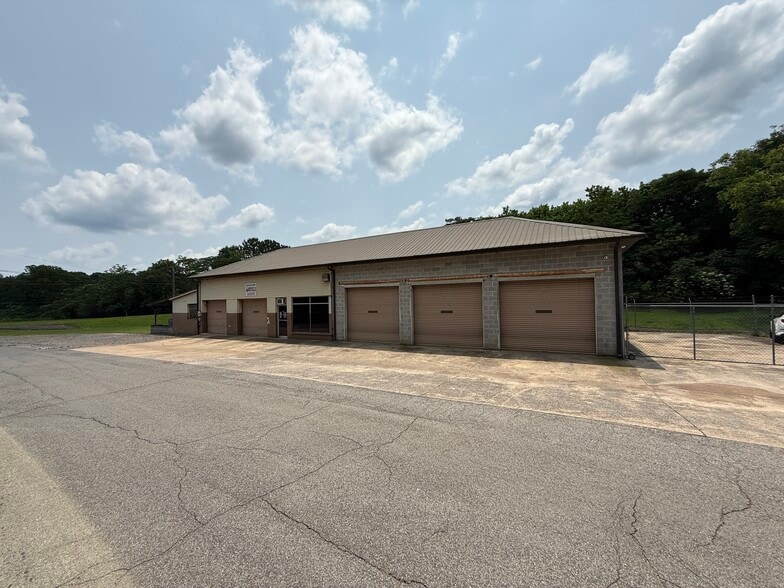 More Photos Of 69 Railroad Ave, Dora Specialty For Sale