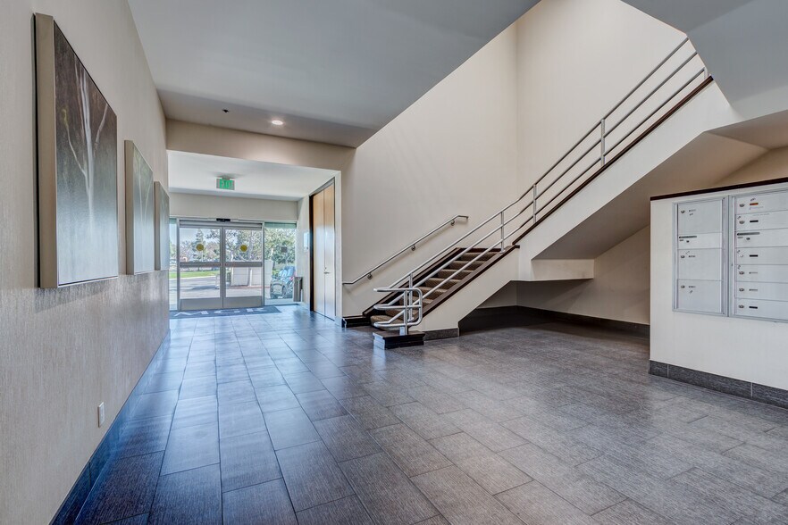 More Photos Of 10350-10370-10390 Commerce Center Dr, Rancho Cucamonga Medical For Lease