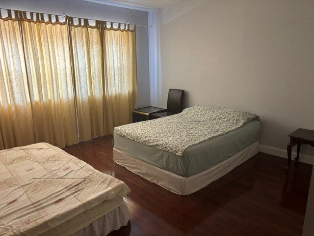 More Photos Of 1018-1020 W Lehigh Ave, Philadelphia Office For Sale
