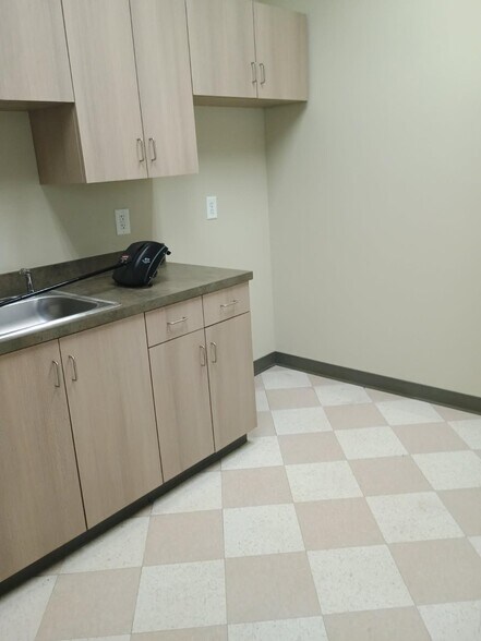 More Photos Of 1181 Virgil Langford Bldg 300 Ste 103 rd, Watkinsville Medical For Lease
