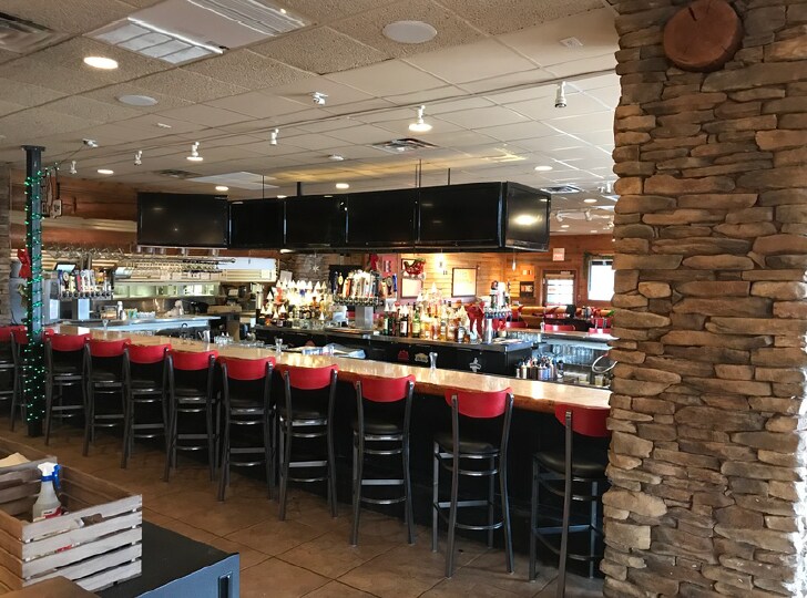 More Photos Of 3939 Morse Crossing, Columbus Restaurant For Sale