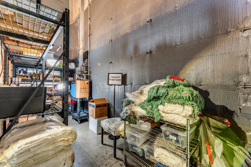 More Photos Of 9299 W Olive Ave, Peoria Light Manufacturing For Sale