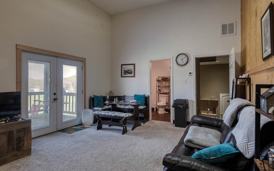 More Photos Of 48600 US-290 BUS, Hempstead Land For Sale