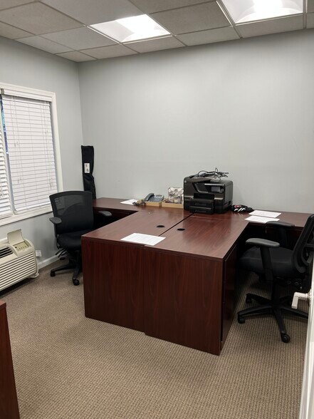 More Photos Of 17-36 Bridge St, Metuchen Office For Lease