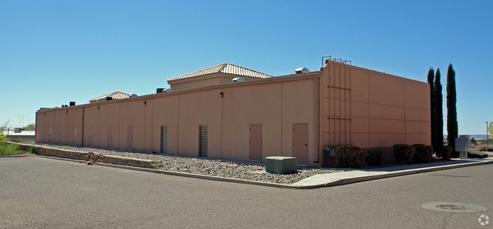 More Photos Of 400 N Telshor Blvd, Las Cruces Office For Lease