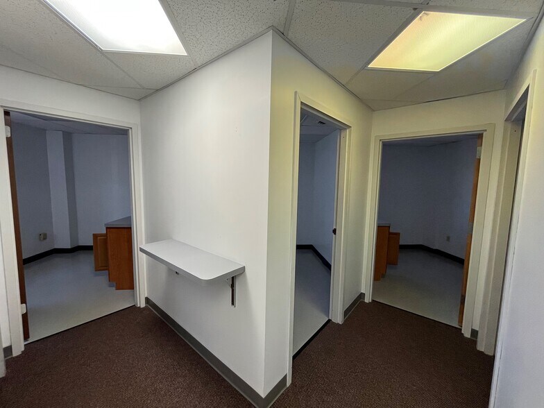 More Photos Of 27 Hospital Ave, Danbury Medical For Lease