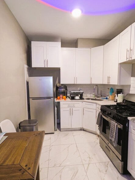 More Photos Of 173 Brunswick St, Jersey City Apartments For Sale