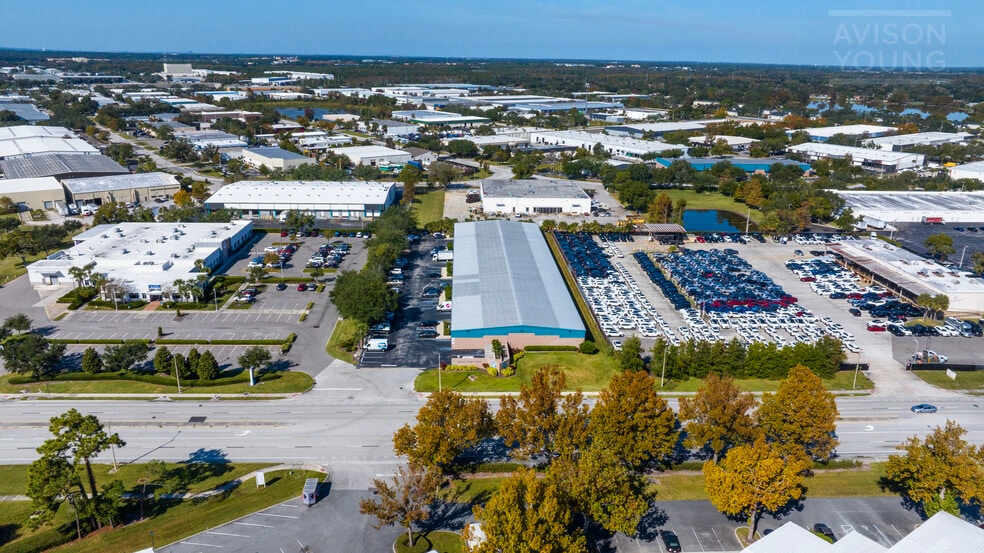More Photos Of 3712-3728 Vineland Rd, Orlando Warehouse For Lease
