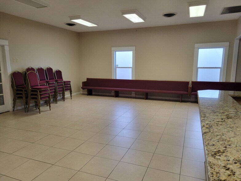 More Photos Of 2915 Broadway Blvd, Garland Religious Facility For Sale