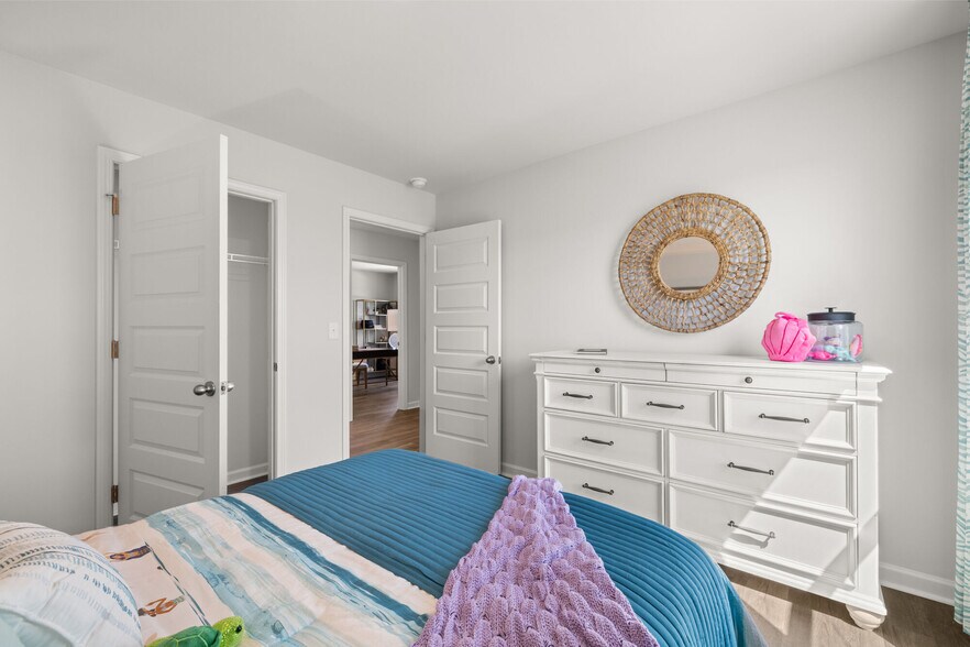 More Photos Of 507 Satinwood Cir, Graniteville Apartments For Sale