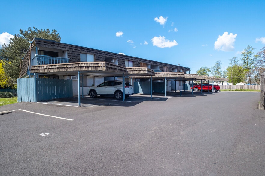 More Photos Of 1800 Evergreen St, Walla Walla Apartments For Sale