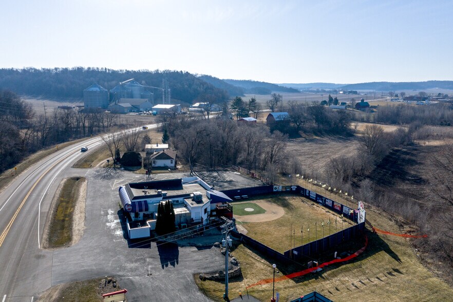 More Photos Of 10267 US Highway 14, Mazomanie Sports And Entertainment For Sale