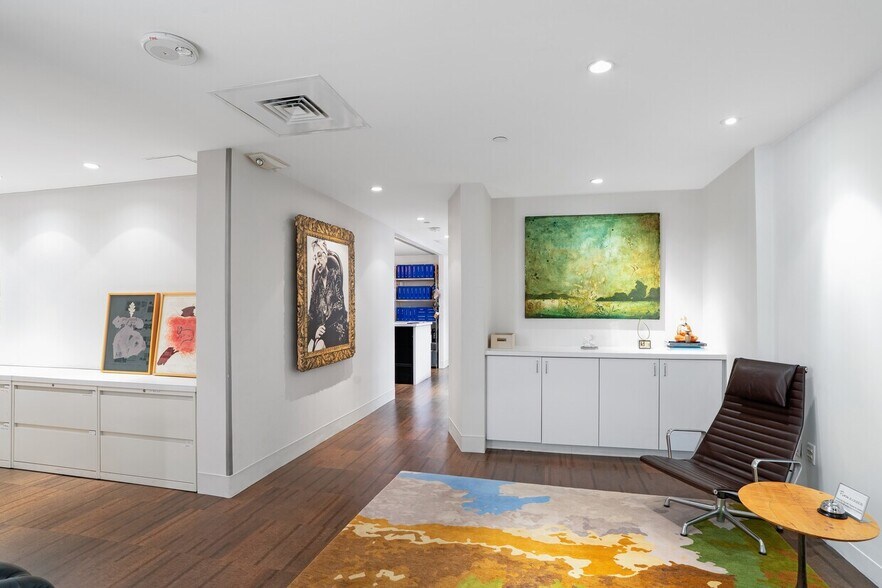 More Photos Of 1420 Locust St, Philadelphia Apartments For Sale