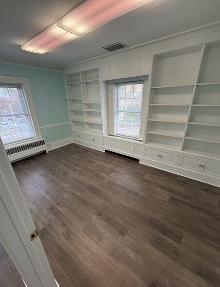 More Photos Of 50 Elm St, Worcester Office For Lease