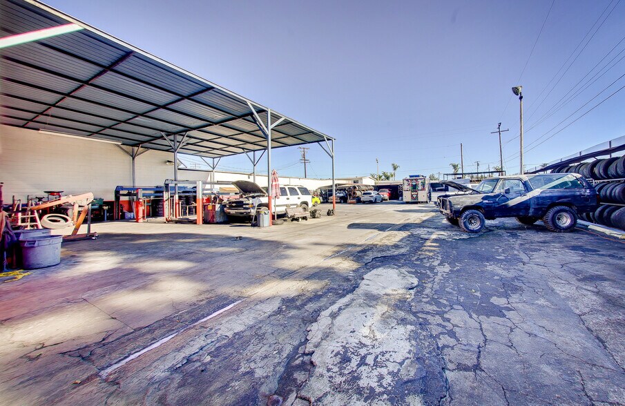 More Photos Of 1860 N Hacienda Blvd, La Puente Auto Repair For Sale
