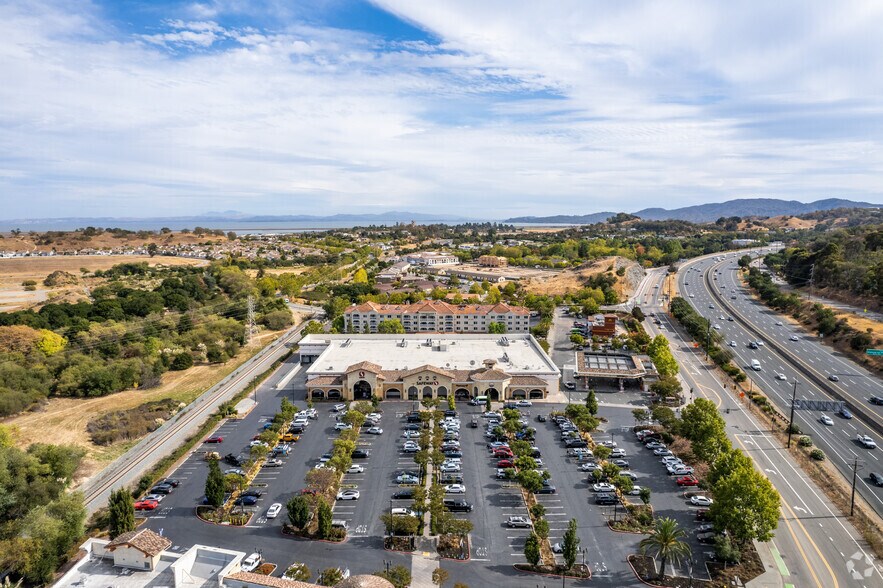 More Photos Of 5720 Nave Dr, Novato Supermarket For Lease