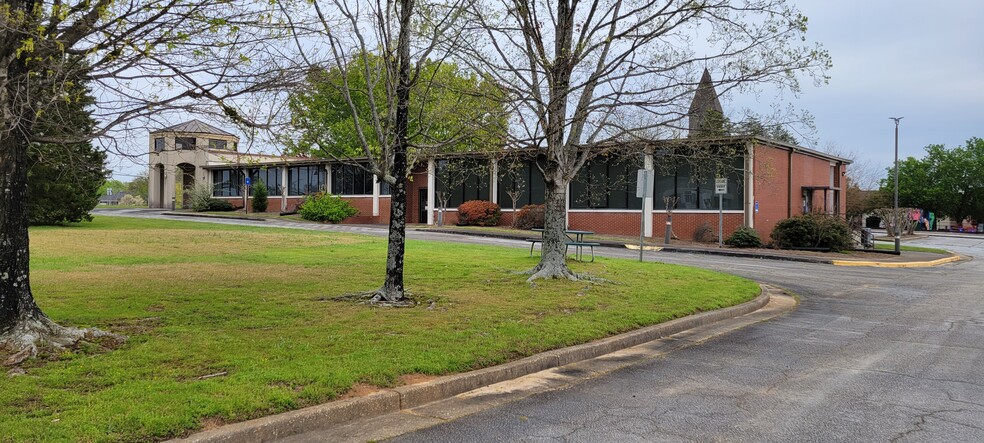 Primary Photo Of 2428 Main St E, Snellville Specialty For Sale